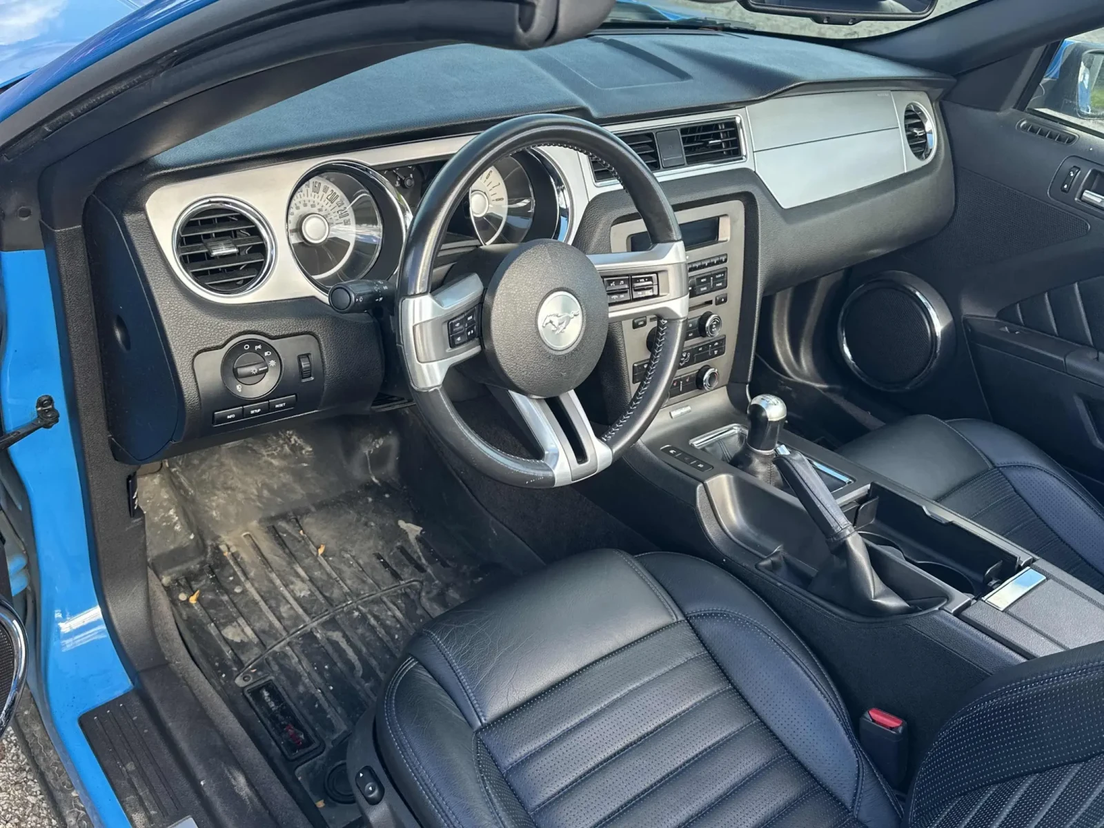 Ford Mustang * v6 3.7* CARFAX * БЕЗ ПЪРВОНАЧАЛНА ВНОСКА - изображение 9