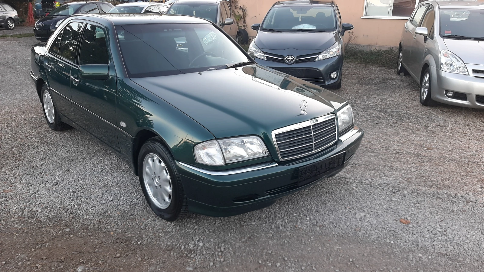 Mercedes-Benz C 180 1.8i  62000км - изображение 2