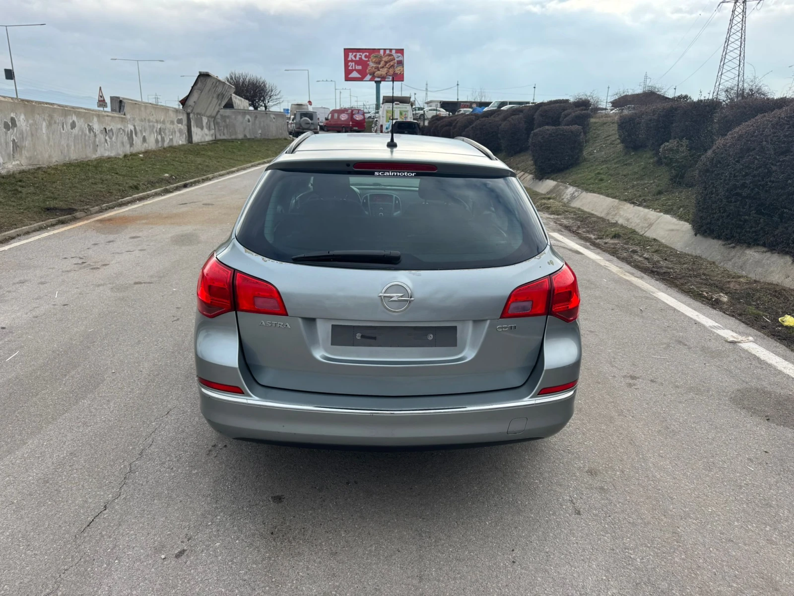 Opel Astra 1.7 Sport Tourer - изображение 6