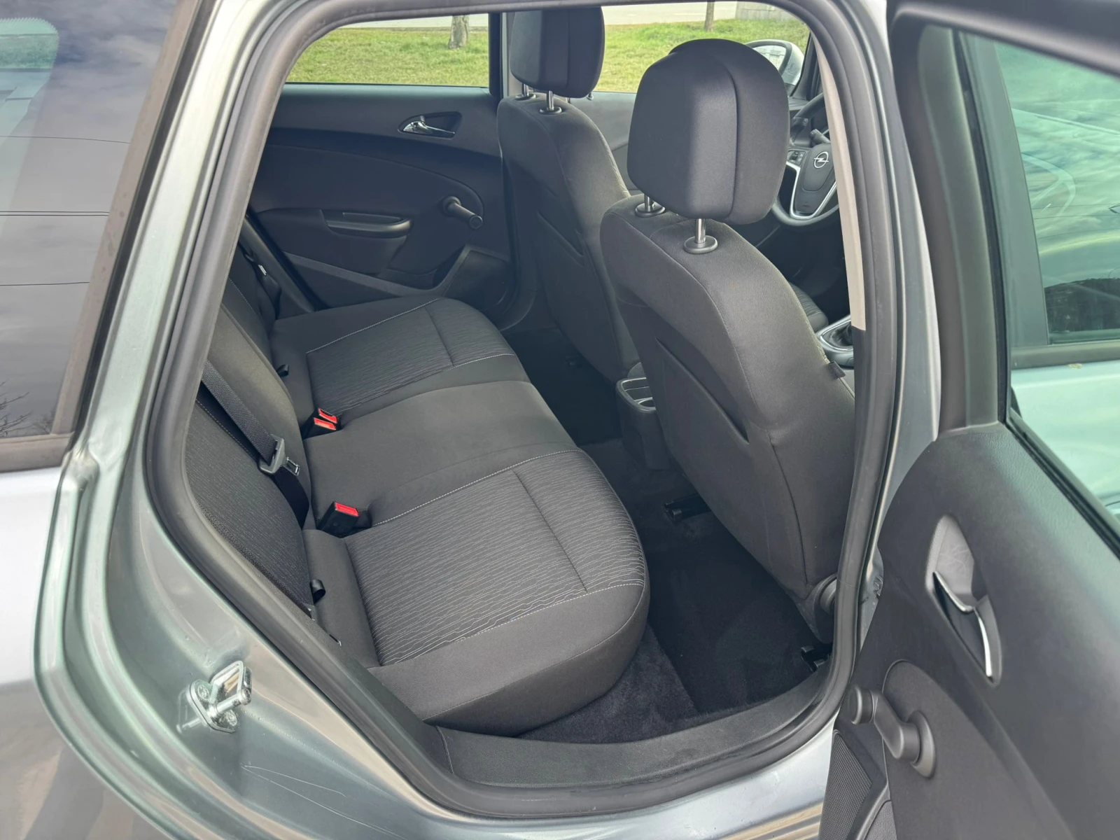 Opel Astra 1.7 Sport Tourer | Mobile.bg � ����������� 11