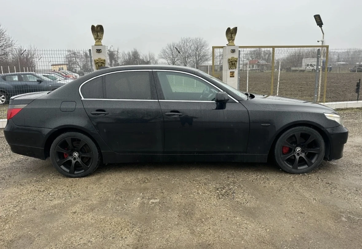 BMW 520 520i * M-Technik* , снимка 4 - Автомобили и джипове - 53714500