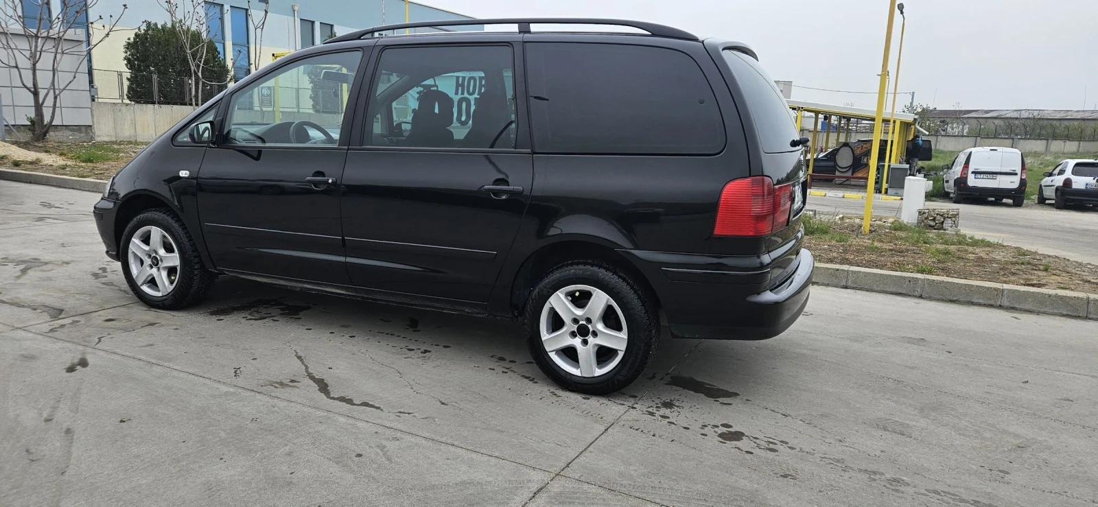 Seat Alhambra, снимка 3 - Автомобили и джипове - 53740462