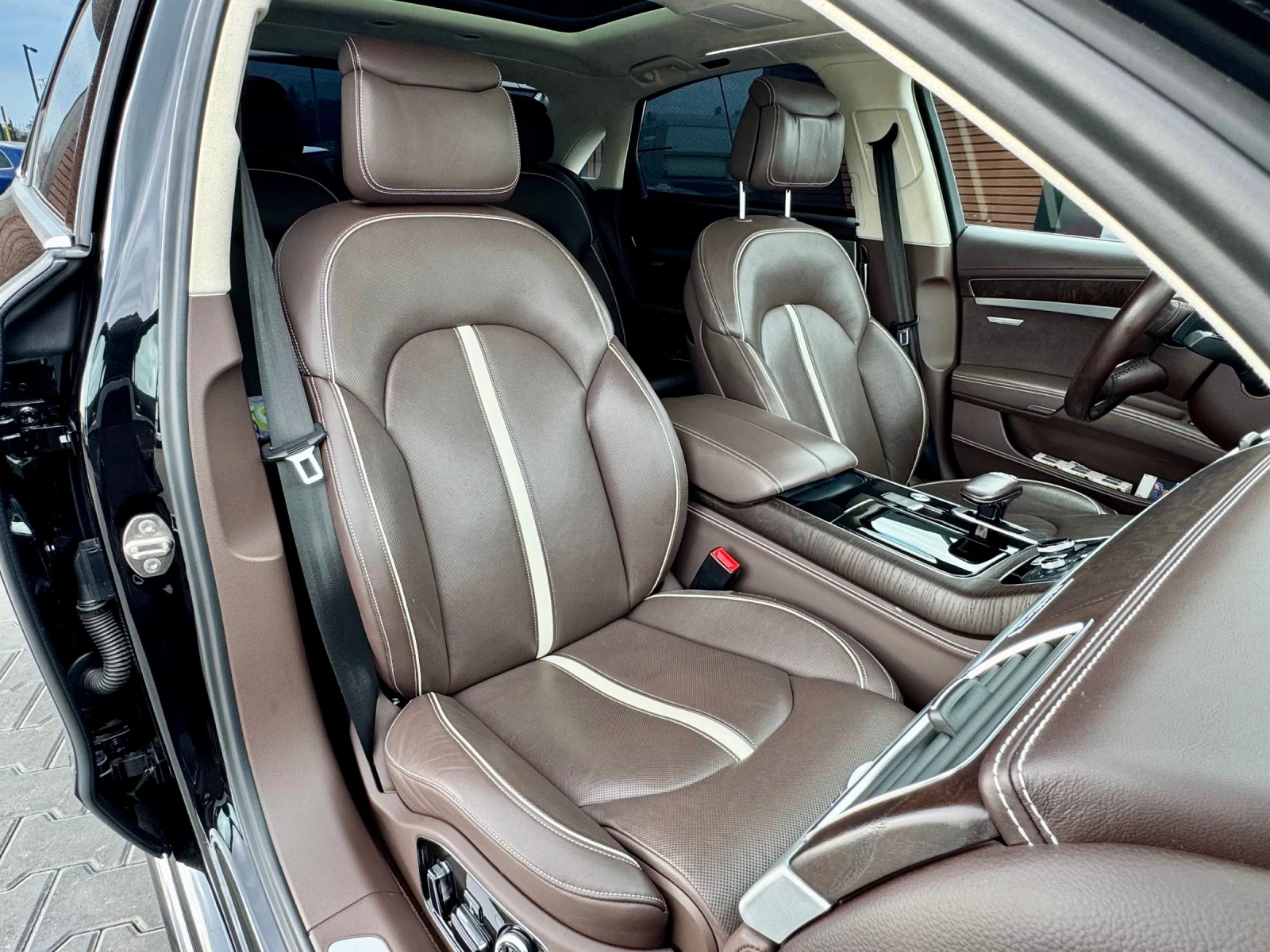 Audi A8 S8 Пакет* Matrix* BANG&OLUFSEN* Head Up* Design Se, снимка 11 - Автомобили и джипове - 53894674