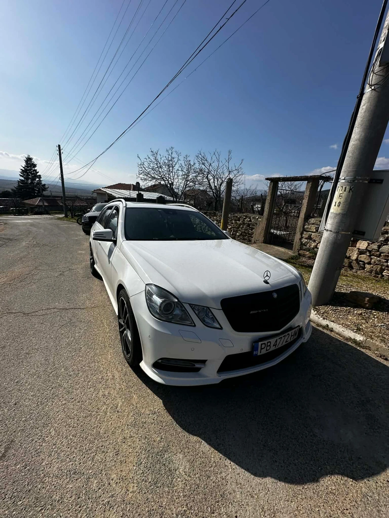 Mercedes-Benz E 350 4matik, снимка 2 - Автомобили и джипове - 53905618