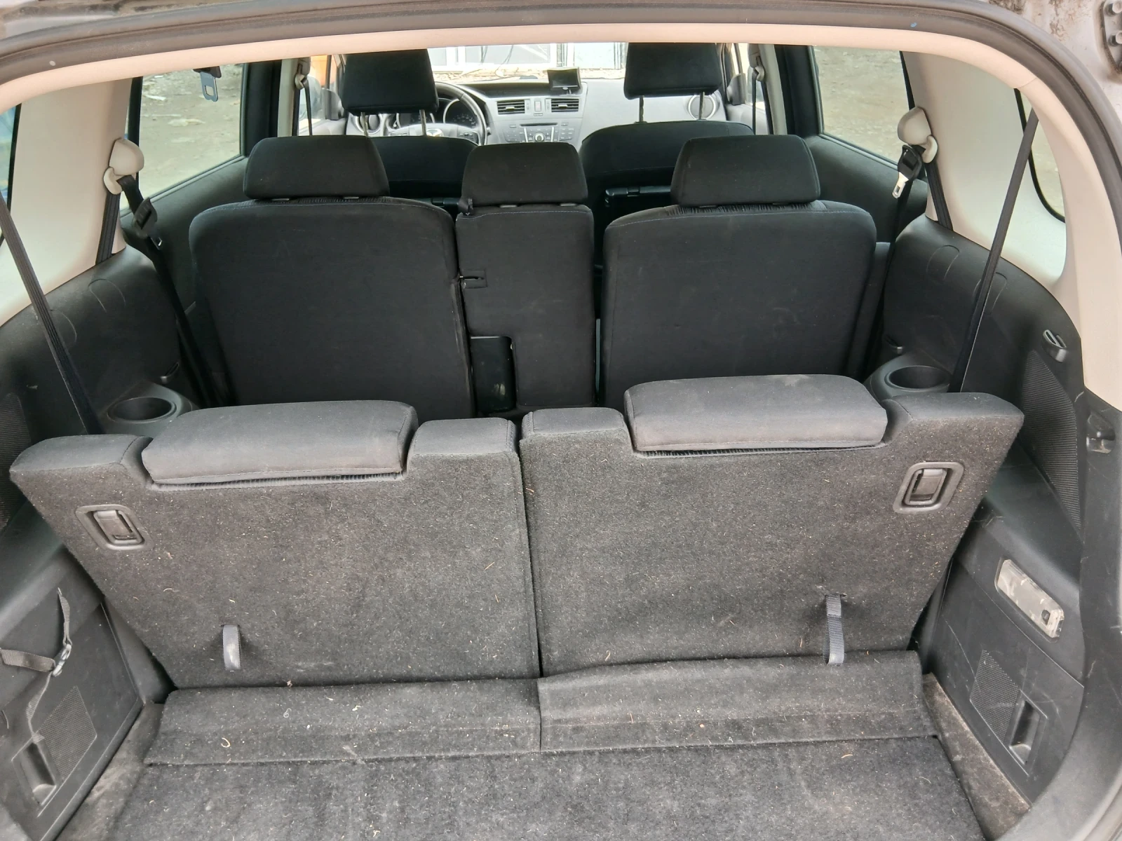 Mazda 5 1.8  115, снимка 9 - Автомобили и джипове - 54026293