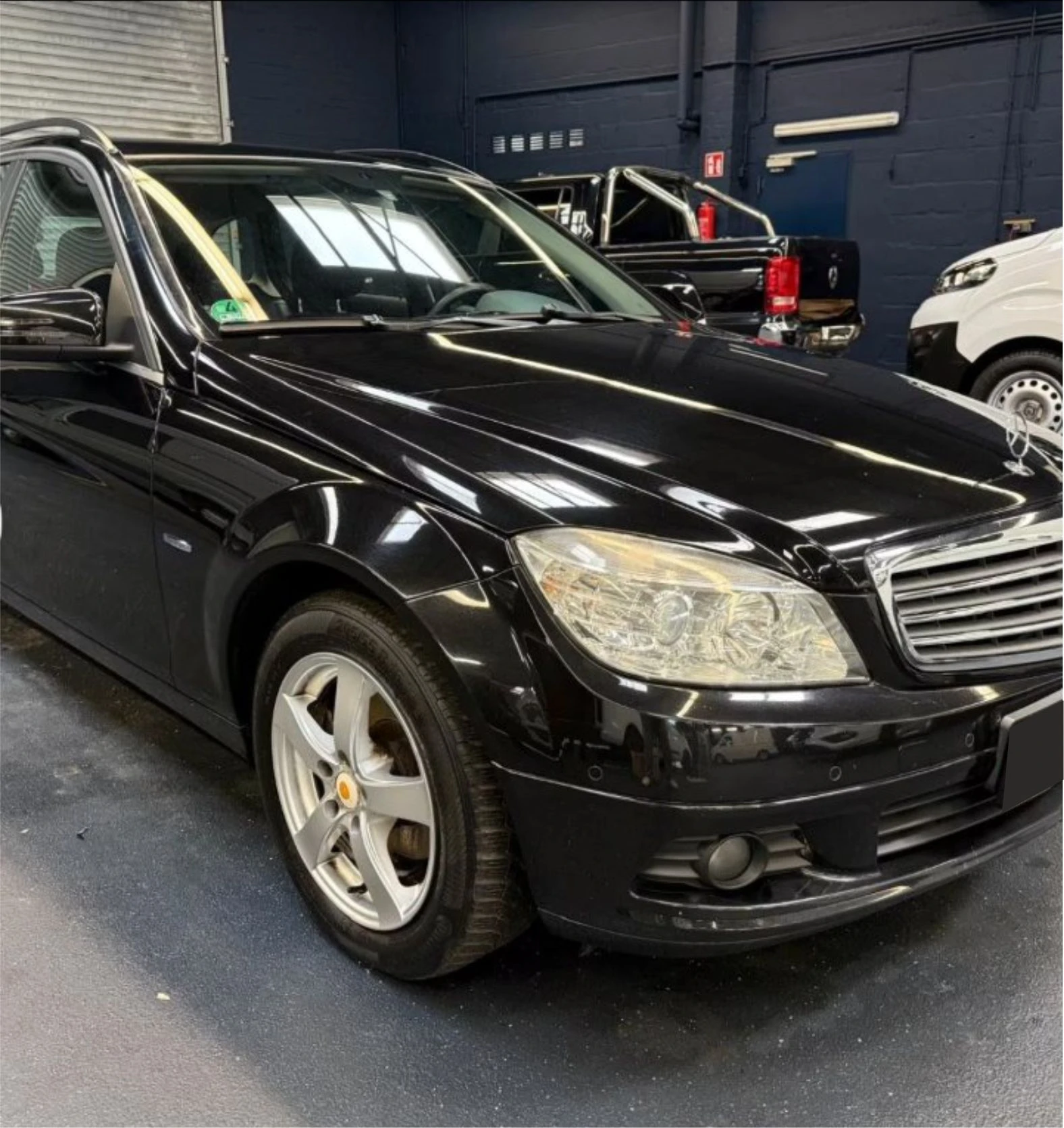 Mercedes-Benz C 180