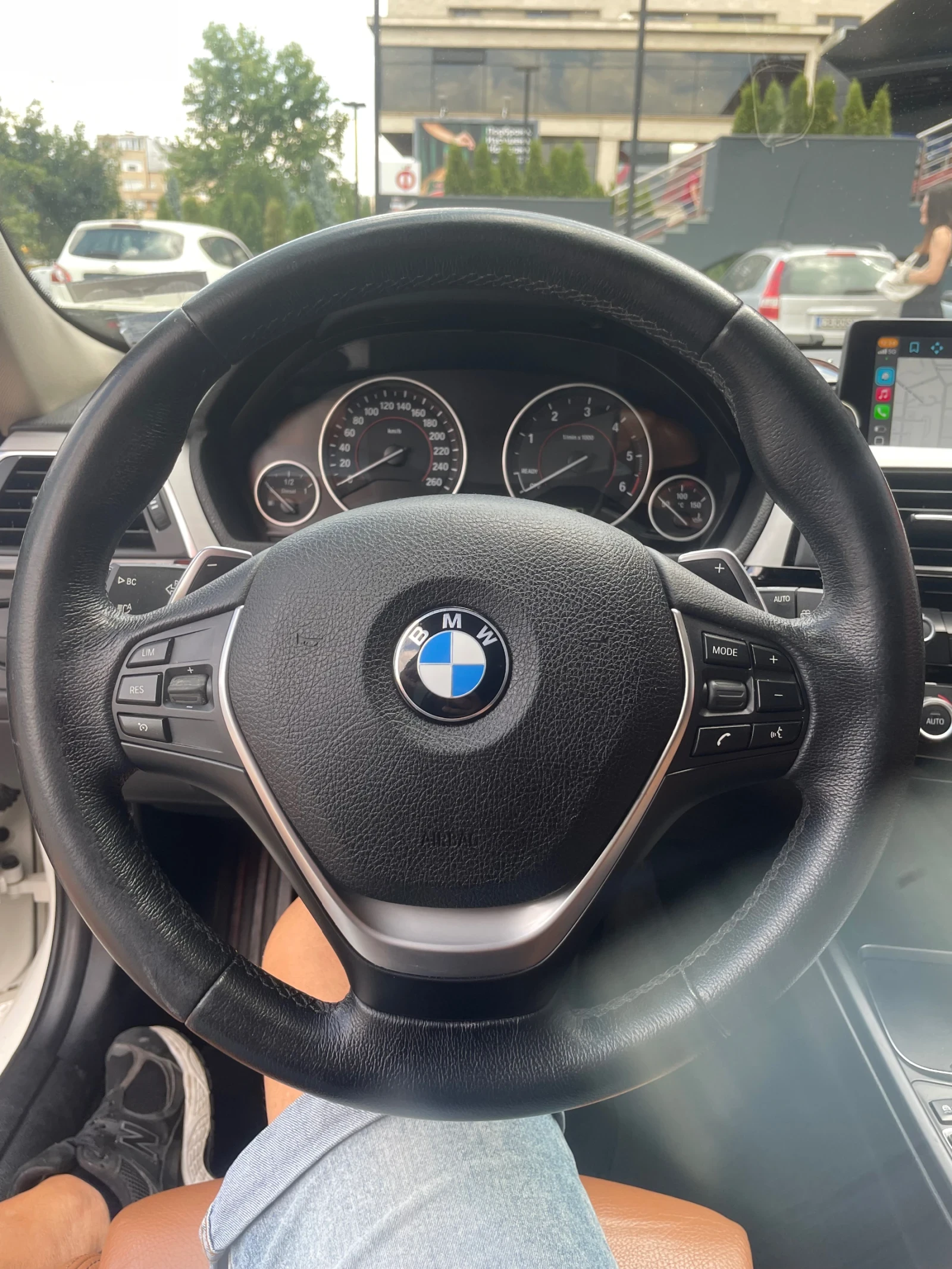 BMW 320 F31, снимка 11 - Автомобили и джипове - 54762901