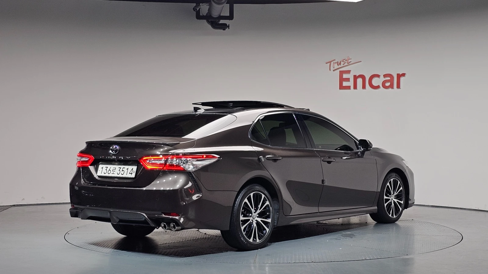 Toyota Camry 2.5 Sports Edition, снимка 2 - Автомобили и джипове - 54826284
