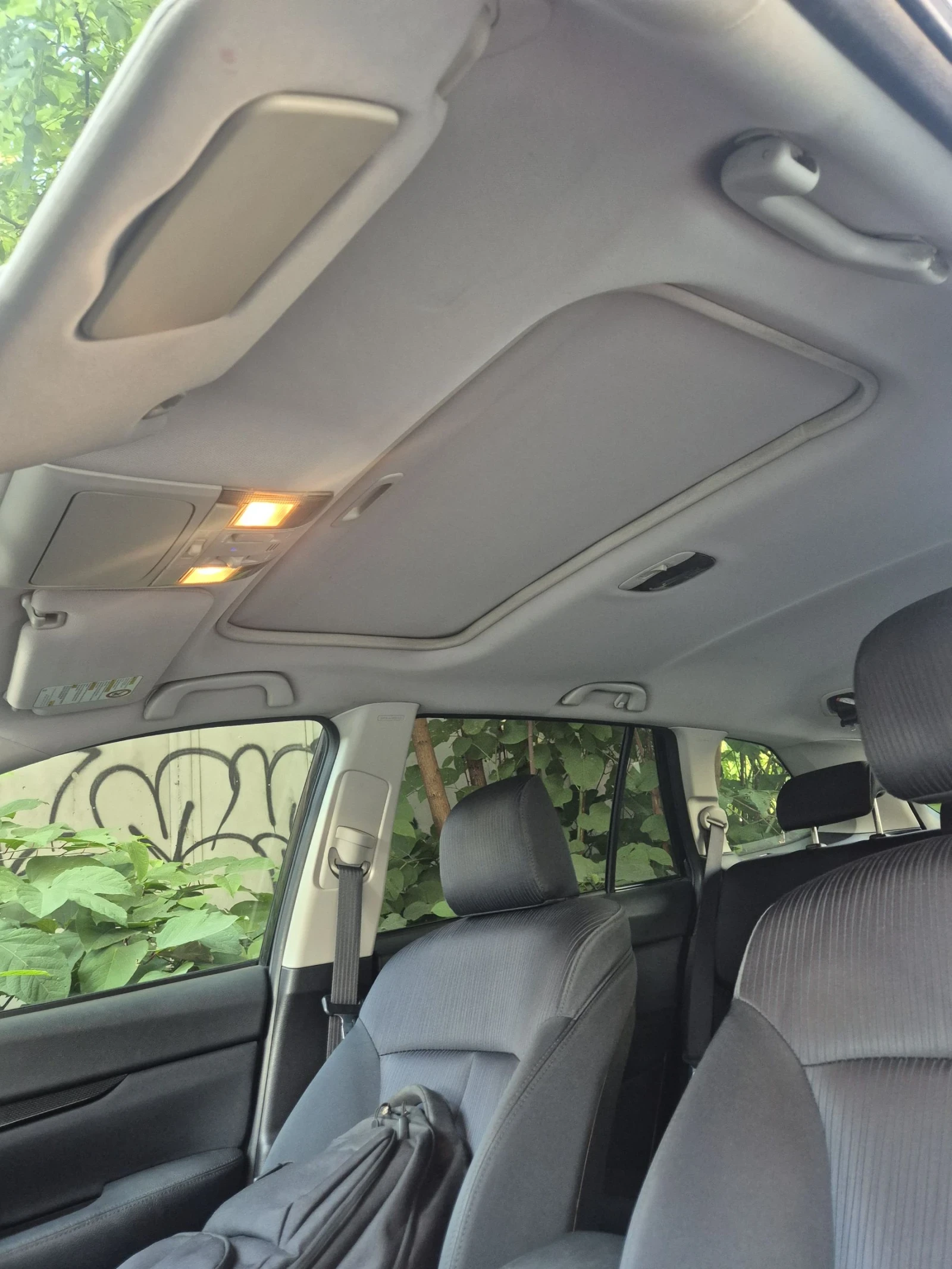 Subaru Legacy 2.0D, снимка 12 - Автомобили и джипове - 55169053