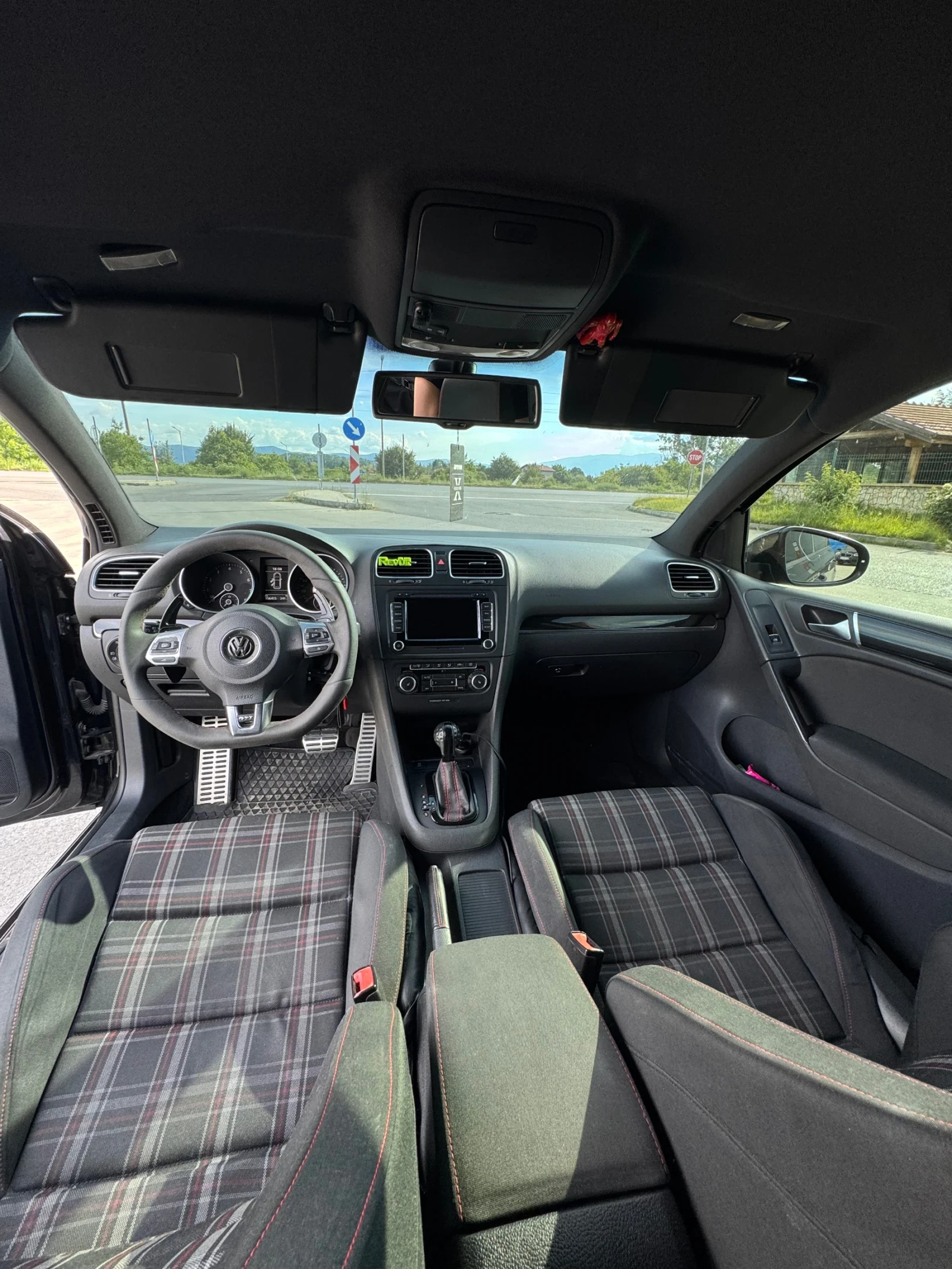 VW Golf 6 2.0 GTI, снимка 10 - Автомобили и джипове - 55436489