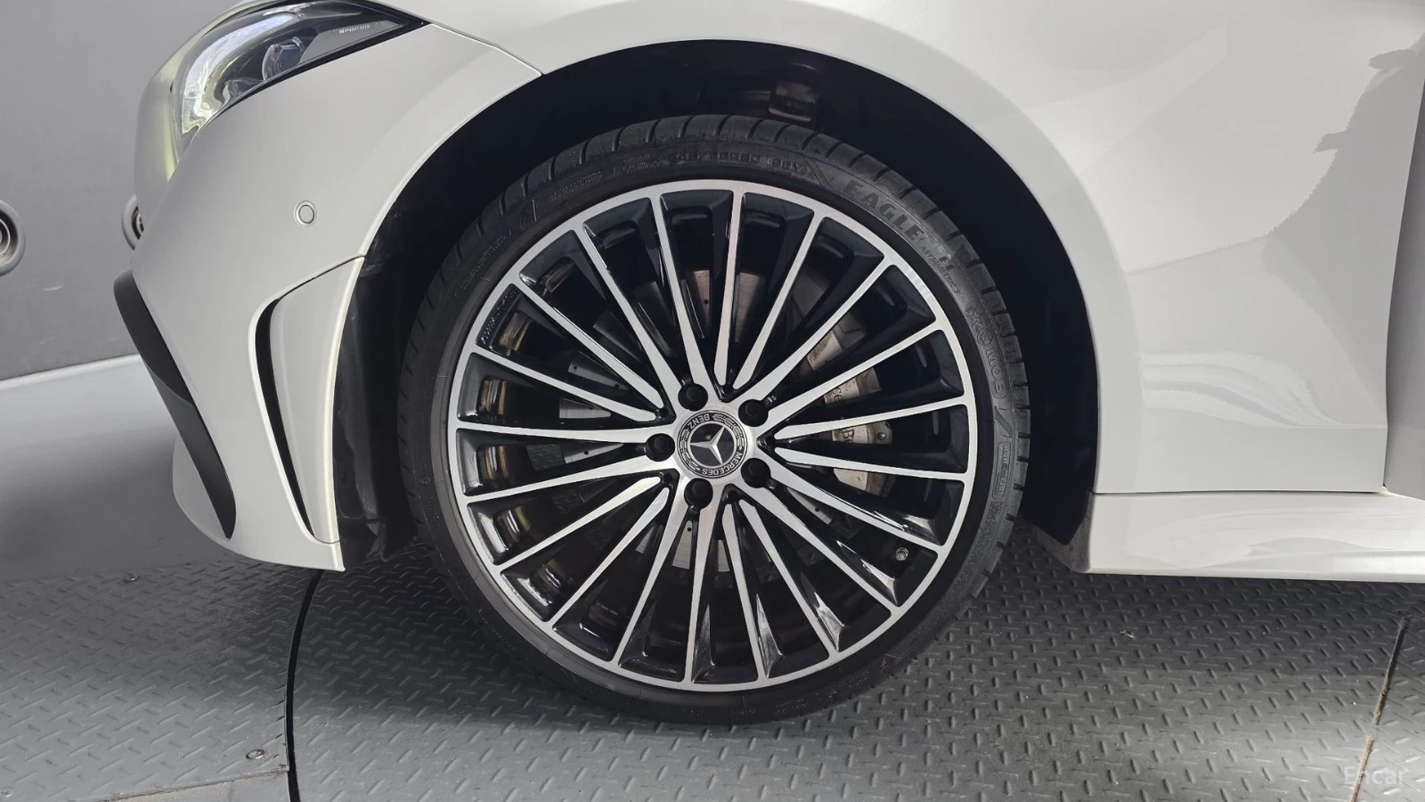Mercedes-Benz CLS 450 4MATIC* HUD* 360* ESC* КОЖА* ОБДУХВ* ПАНО, снимка 5 - Автомобили и джипове - 55444784