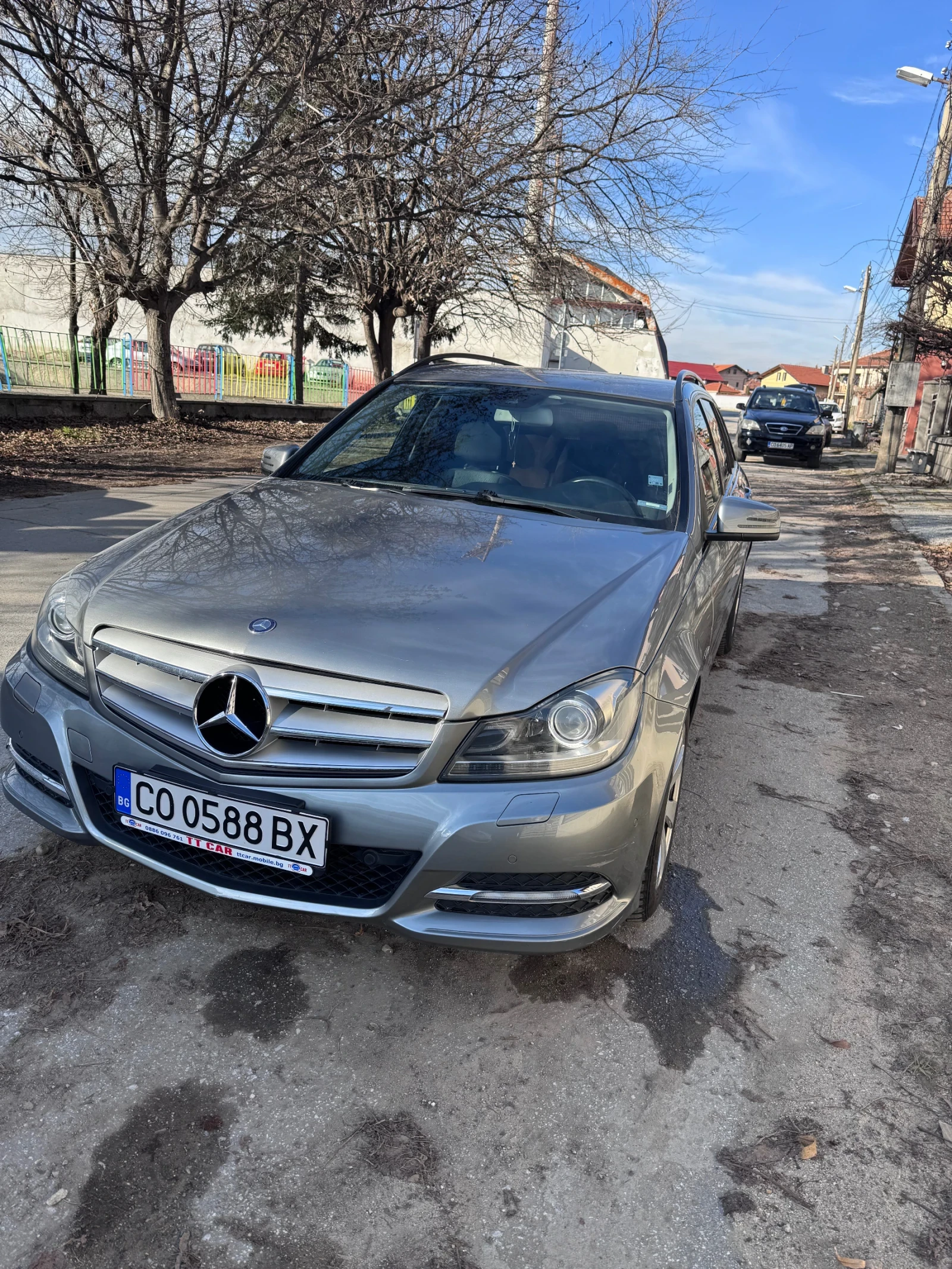 Mercedes-Benz C 220 2.2, снимка 9 - Автомобили и джипове - 55593909