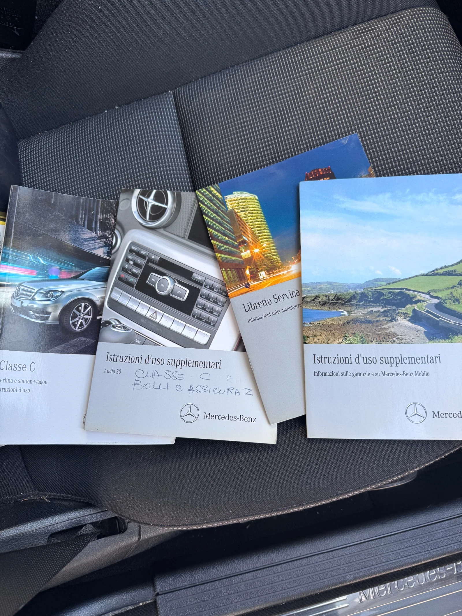 Mercedes-Benz C 220 2.2, снимка 12 - Автомобили и джипове - 55593909