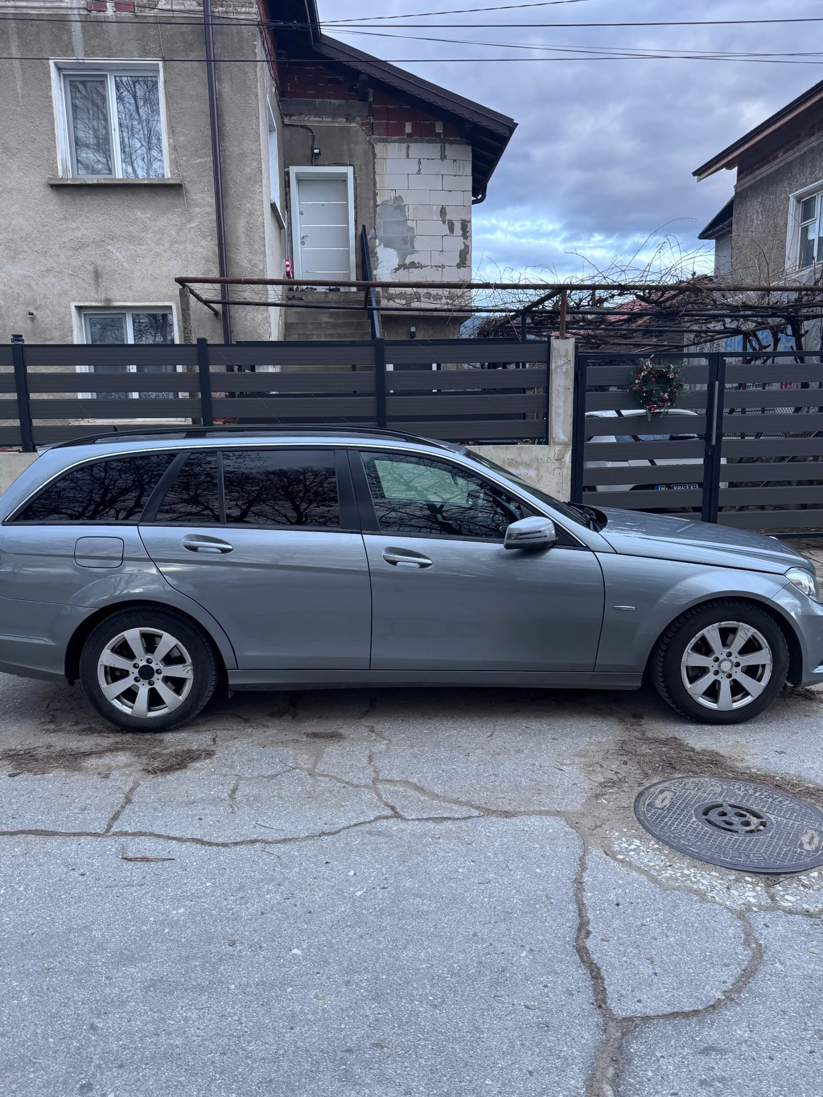 Mercedes-Benz C 220 2.2, снимка 6 - Автомобили и джипове - 55593909