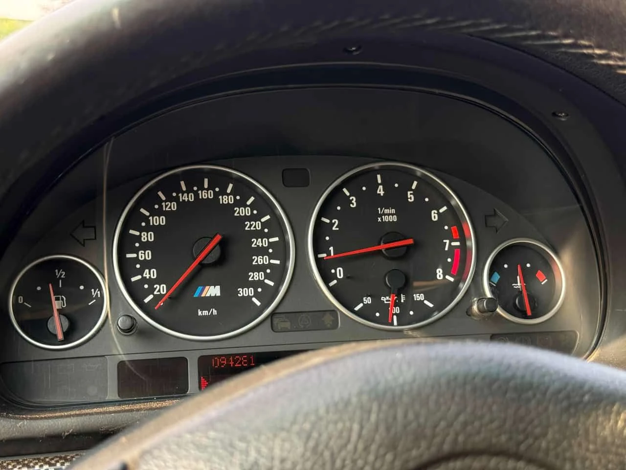 BMW M5  CARFAX / АВТОКРЕДИТ / , снимка 8 - Автомобили и джипове - 55636931