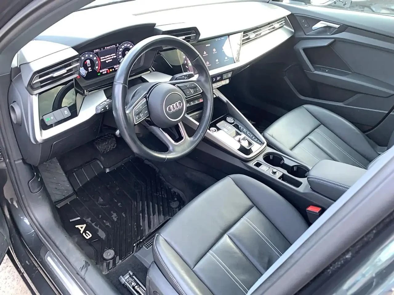 Audi A3 Distronic* Шибедах* Подгреви* Carplay* Quattro, снимка 8 - Автомобили и джипове - 55925169