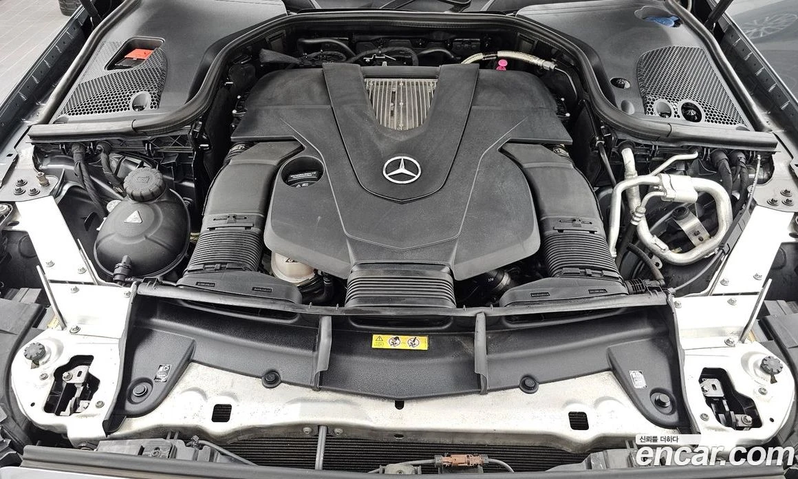 Mercedes-Benz E 400 E400 4MATIC Coupe, снимка 6 - Автомобили и джипове - 56152018