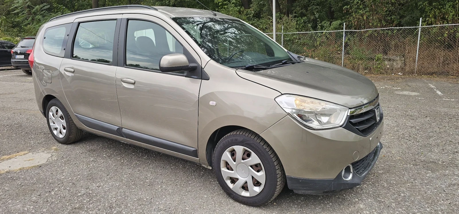 Dacia Lodgy 1.5 DCI 7 МЕСТЕН, снимка 7 - Автомобили и джипове - 56232480