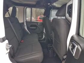 Jeep Wrangler UNLIMITED SPORT 3.6L КРАЙНА ЦЕНА!, снимка 11