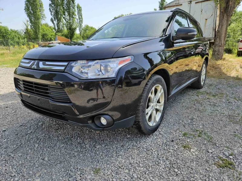 Mitsubishi Outlander GT 3.0 V6 S-AWC, снимка 1 - Автомобили и джипове - 47931121