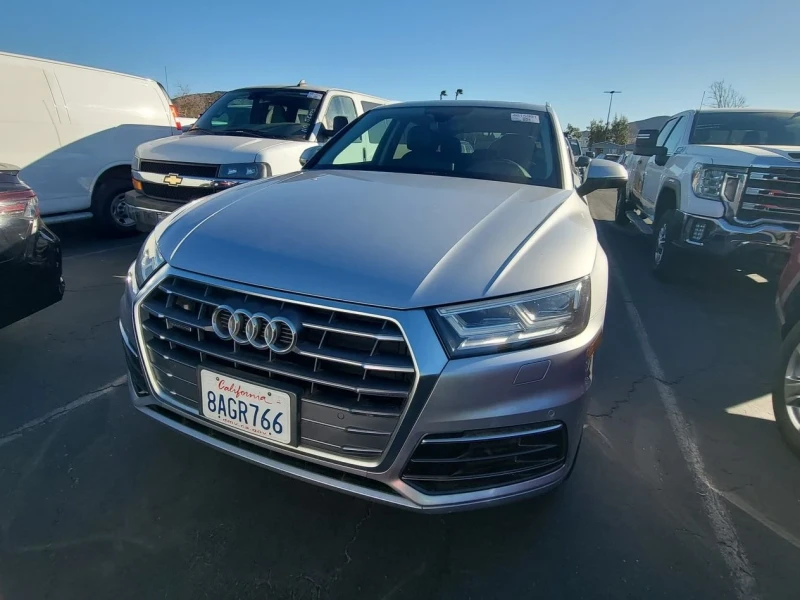 Audi Q5, снимка 1 - Автомобили и джипове - 48720593