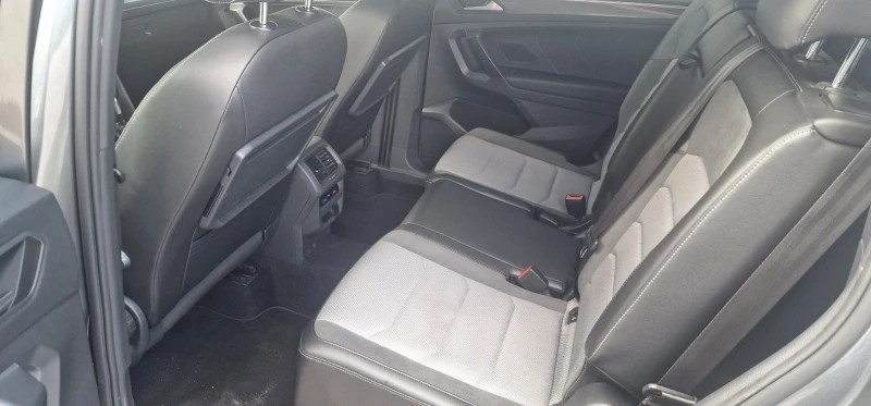 VW Tiguan LWB R-Line 2.0TDI 4MOTION BMT, снимка 5 - Автомобили и джипове - 52826354