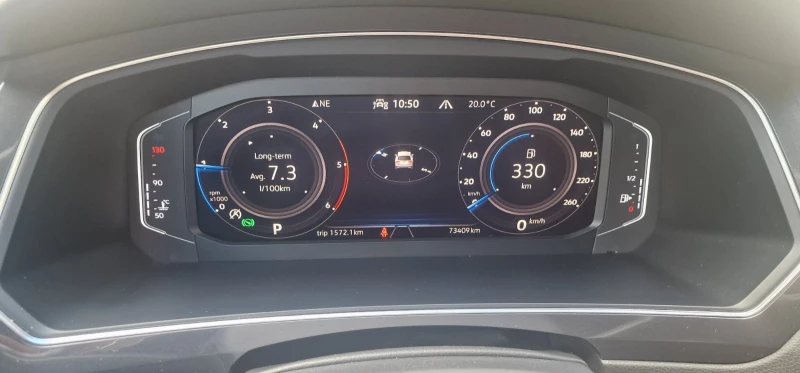 VW Tiguan LWB R-Line 2.0TDI 4MOTION BMT, снимка 8 - Автомобили и джипове - 52826354