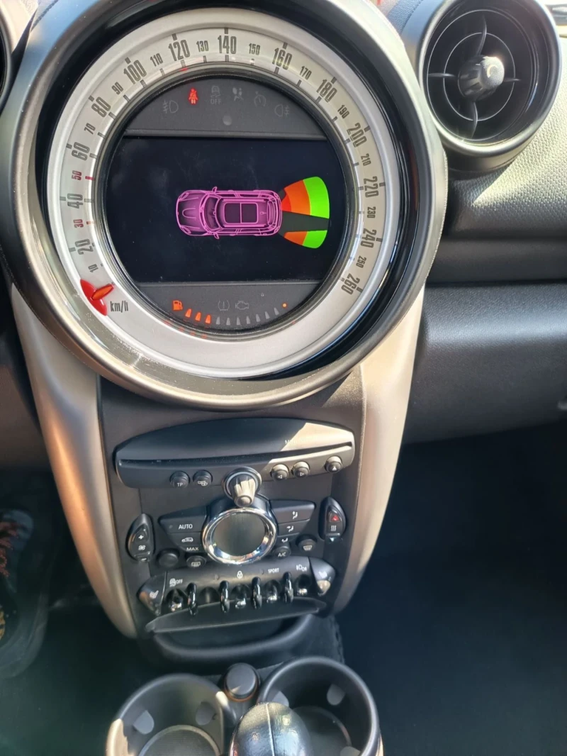 Mini Countryman ALL4, снимка 15 - Автомобили и джипове - 53038447