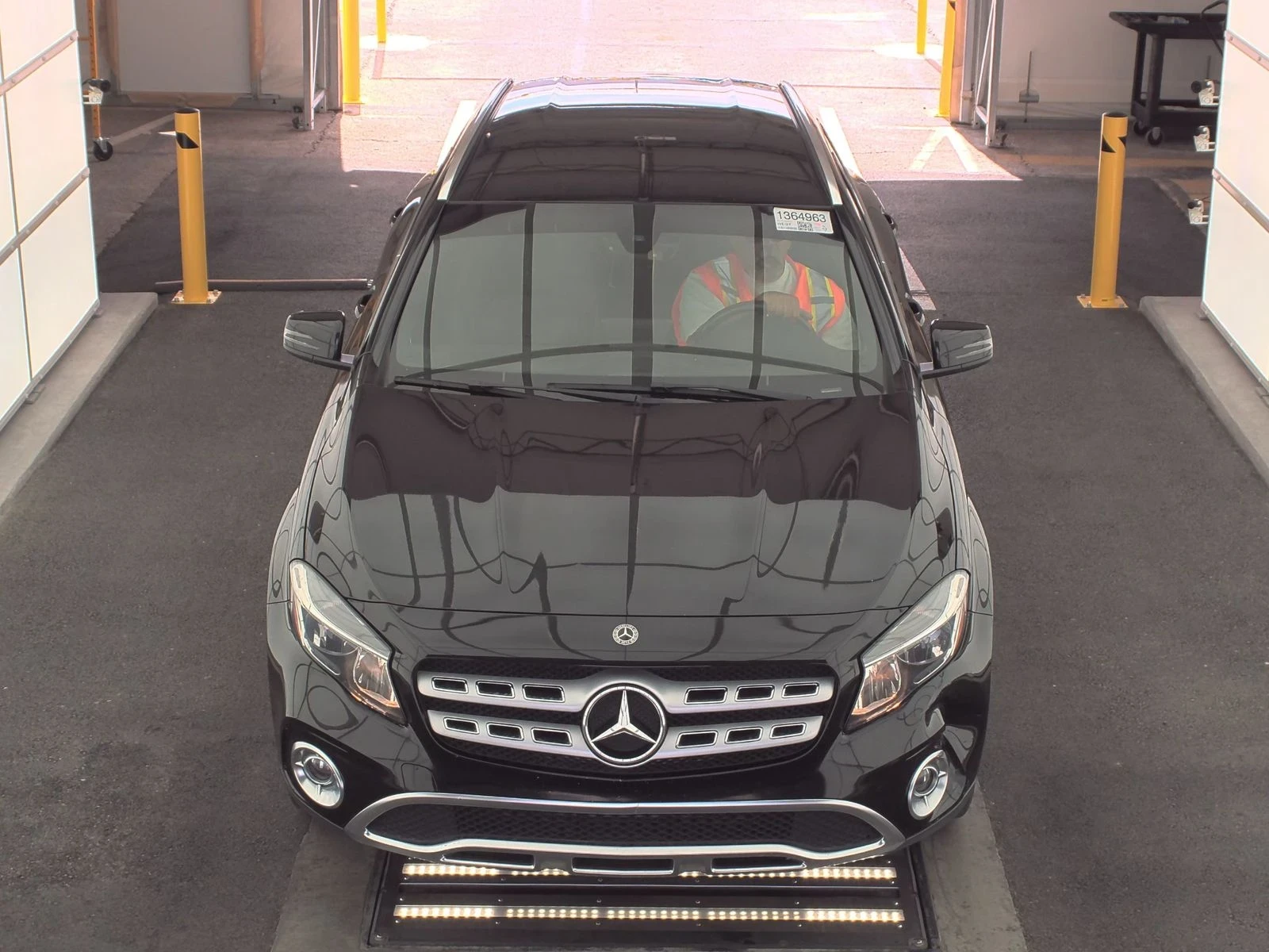 Mercedes-Benz GLA 250  - изображение 2