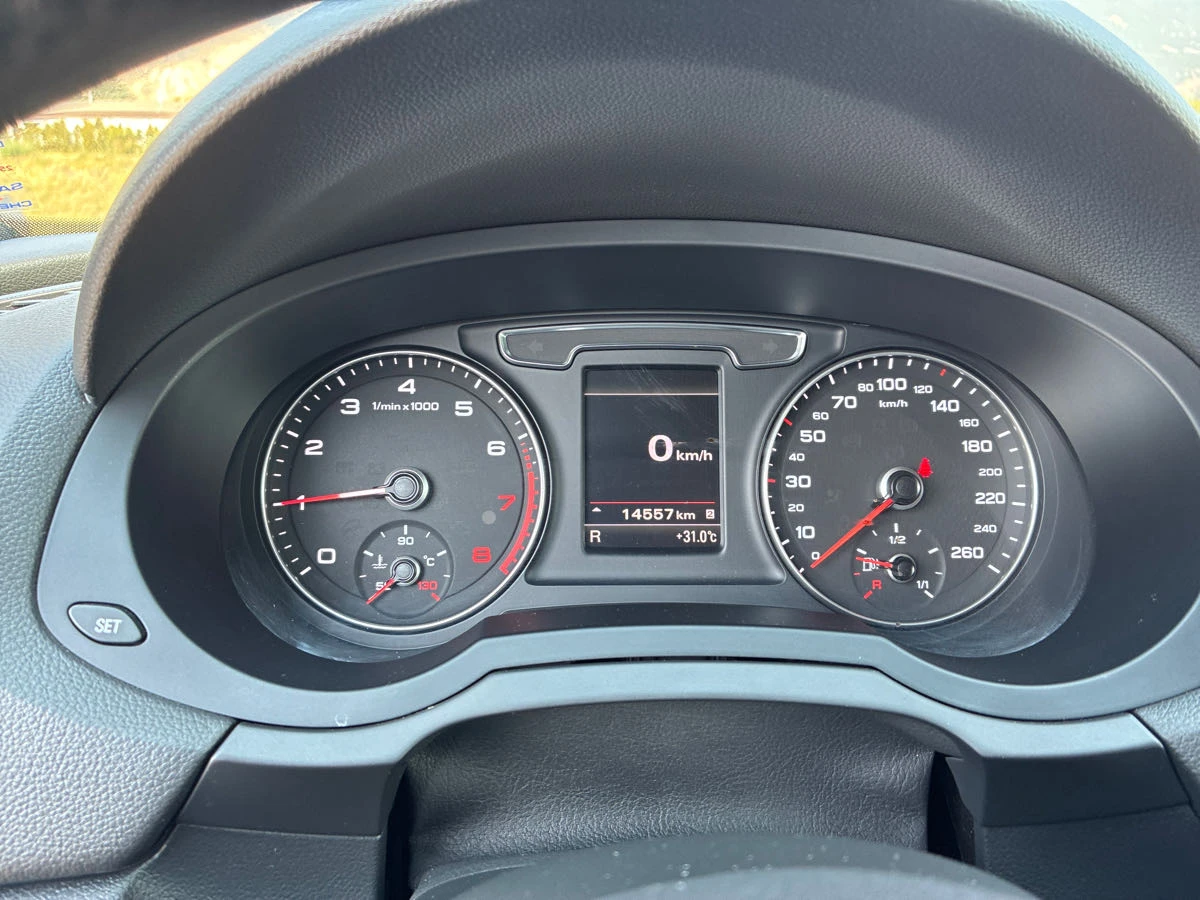 Audi Q3 * CARFAX* АВТОФИНАНСИРАНЕ БЕЗ ПЪРВОНАЧАЛНА ВНОСКА! - изображение 8