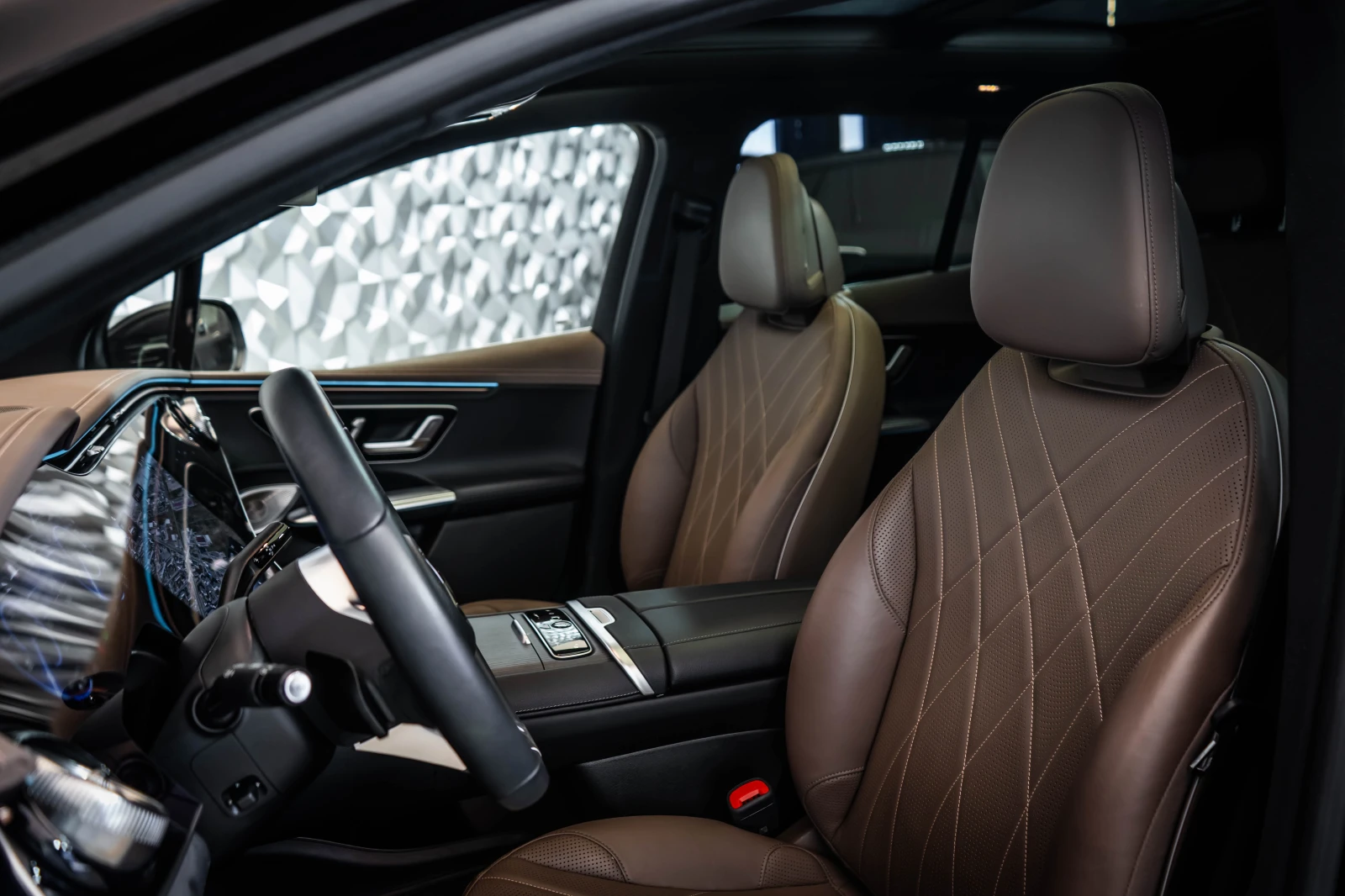 Mercedes-Benz EQE SUV 500* Burmester * 360, снимка 13 - Автомобили и джипове - 53872764