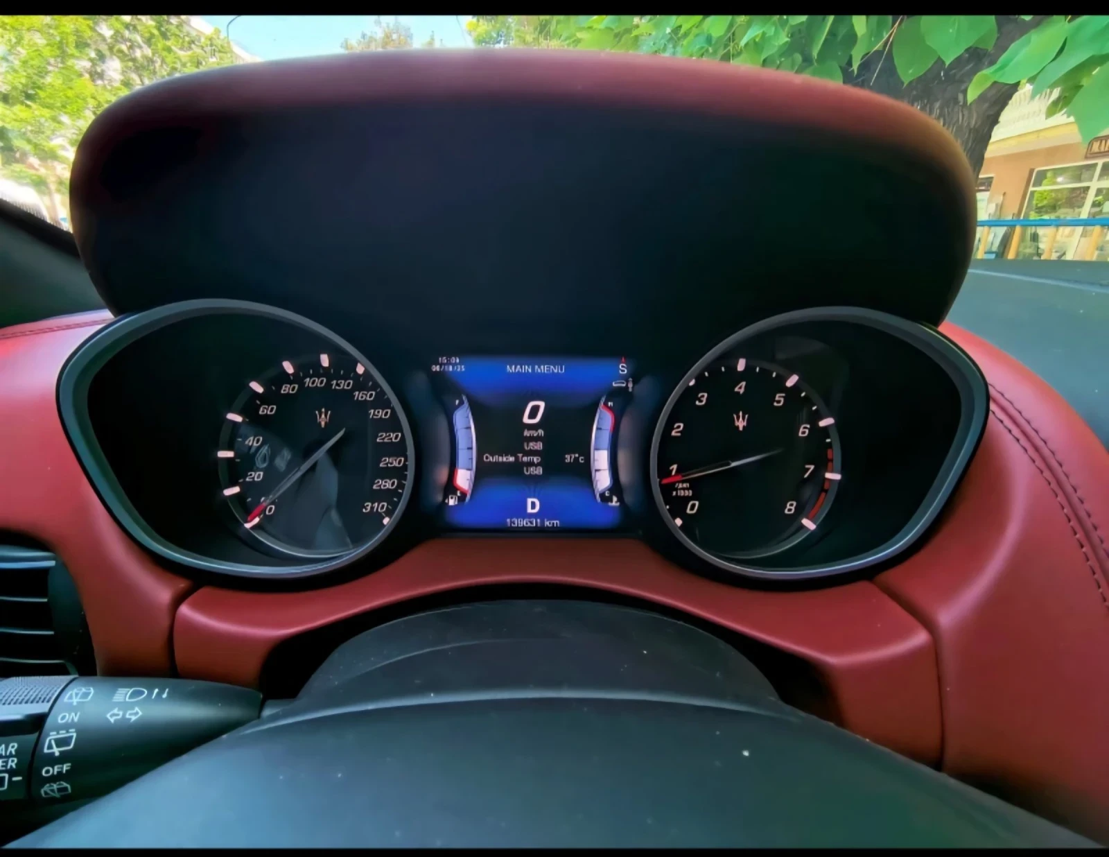 Maserati Levante Grant Sport, снимка 5 - Автомобили и джипове - 53945109