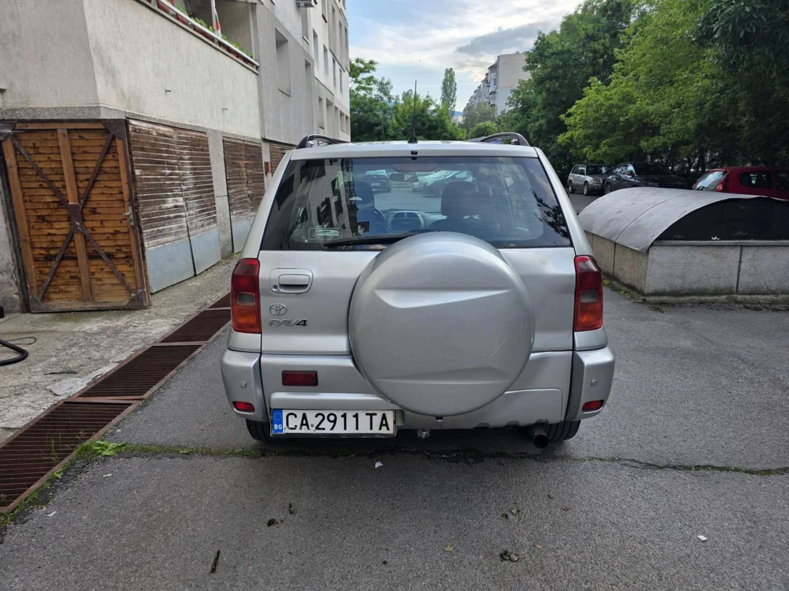 Toyota Rav4 D4d, снимка 6 - Автомобили и джипове - 54795409