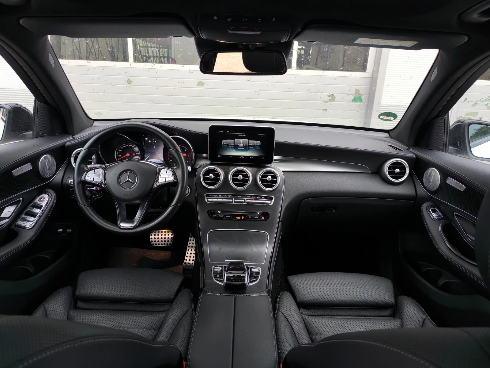 Mercedes-Benz GLC 250 D* AMG* HEADUP* BURMESTER* PANORAMA* FULLLLLLLL, снимка 5 - Автомобили и джипове - 54858240