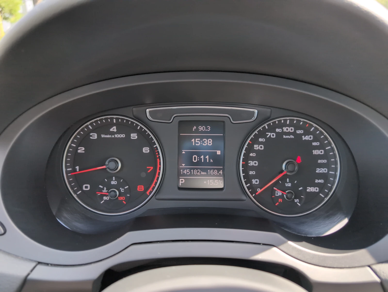 Audi Q3 * Technik * CARFAX * БЕЗ ПЪРВОНАЧАЛНА ВНОСКА, снимка 6 - Автомобили и джипове - 55948450