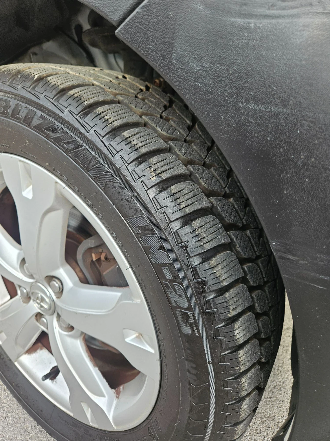 Toyota Urban Cruiser 1.4D4D 4?4, снимка 10 - Автомобили и джипове - 56746739