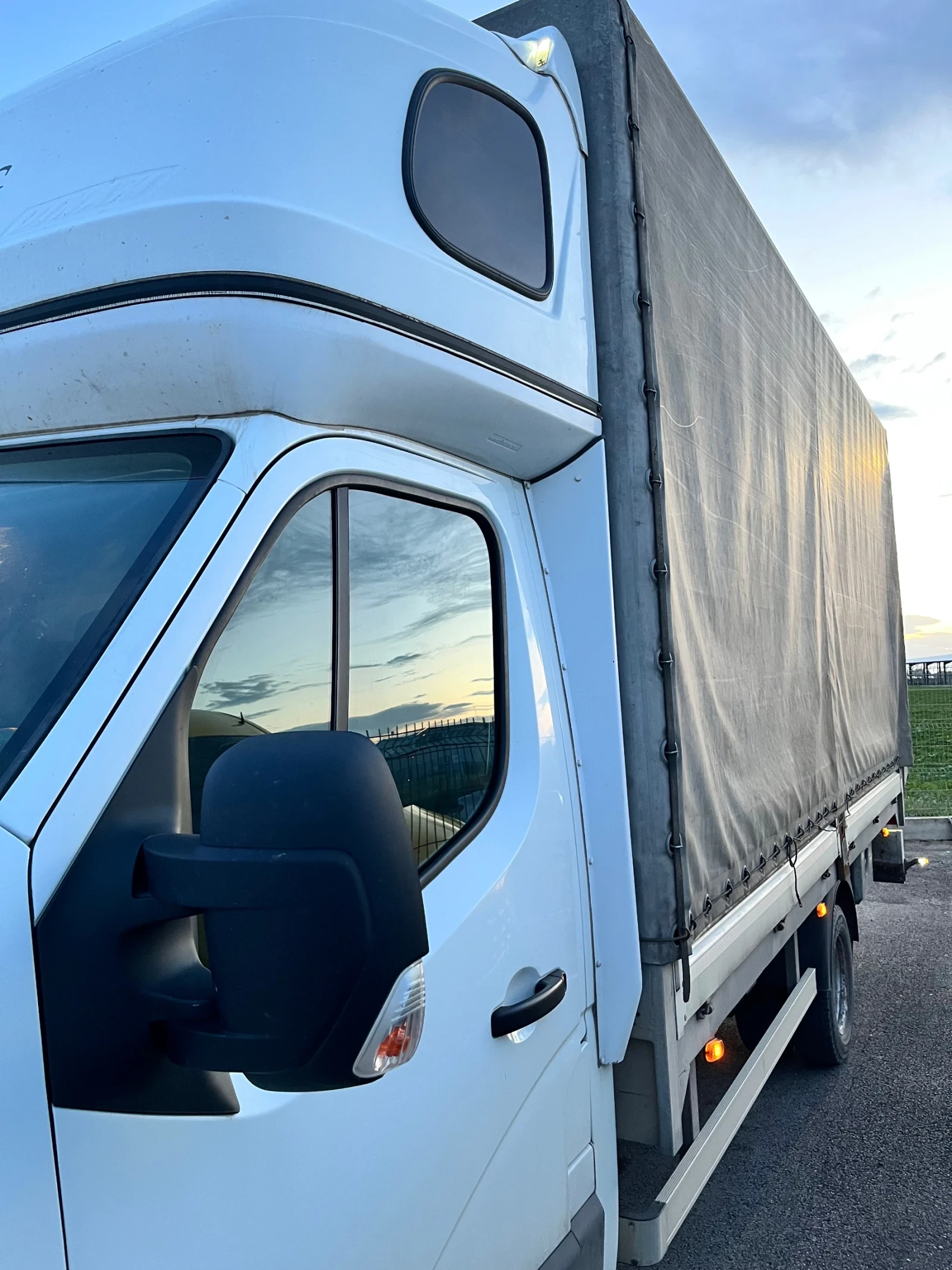 Renault Master Б-кат/ДВ.ГУВА/10П/Борд/Печка/Клима/Възглавнизи - изображение 4