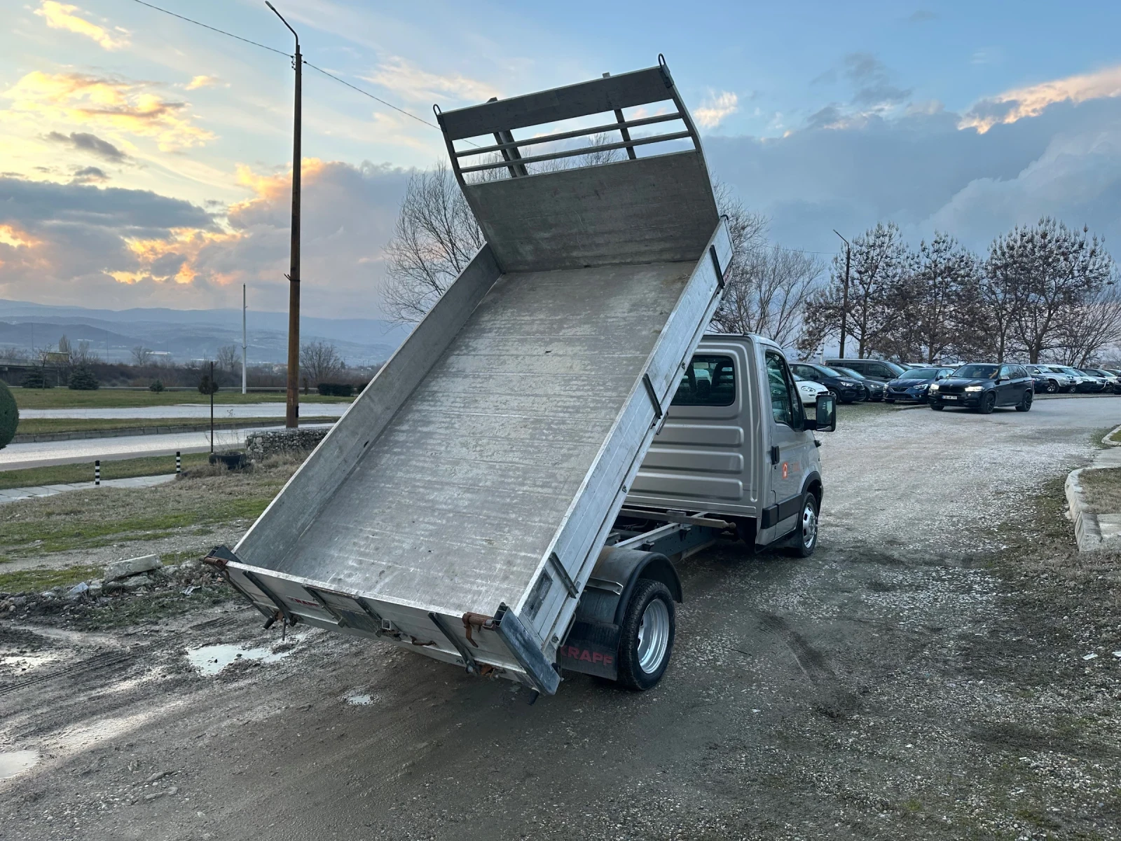 Iveco 35c17 Самосвал - изображение 9