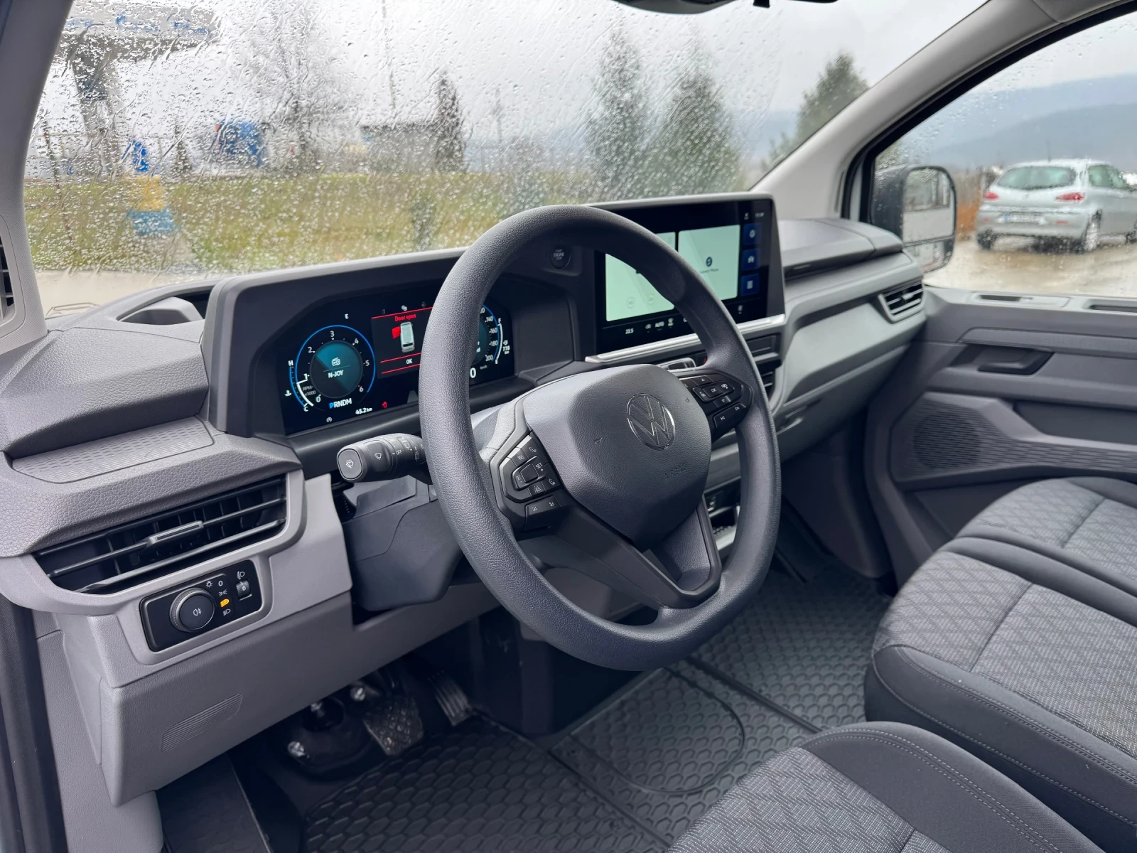 VW Transporter 2.0 TDI 9 Местен, Чисто нов, снимка 7 - Бусове и автобуси - 53952016