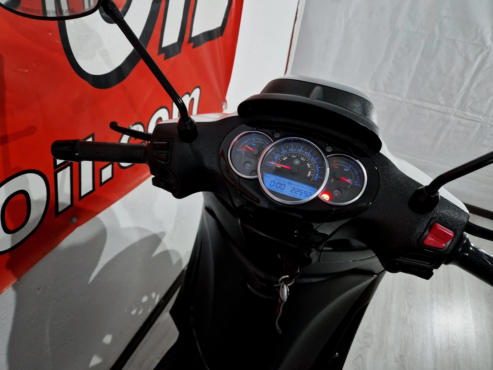 Piaggio Beverly  300cci 2016.! 6  ! ! ! | Mobile.bg   15