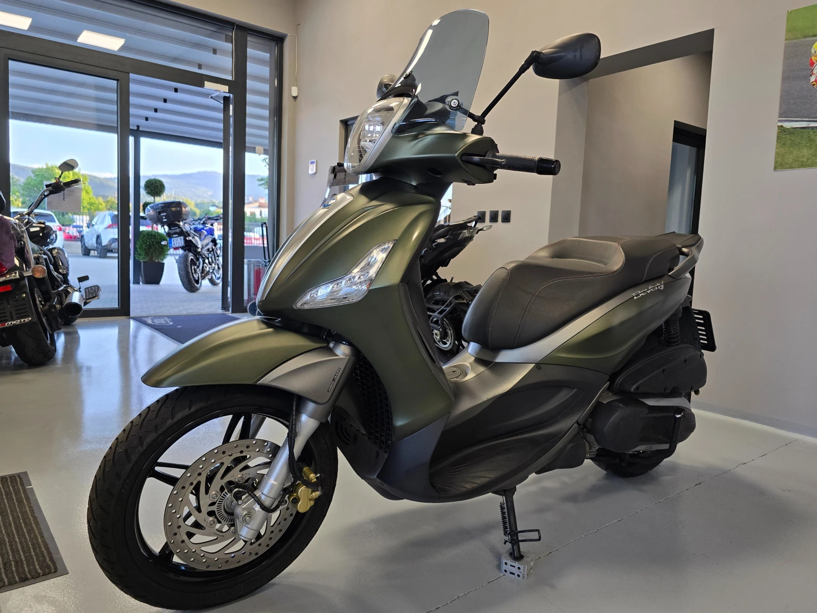 Piaggio Beverly 350ie, ABS-ASR, 2018г. - изображение 6