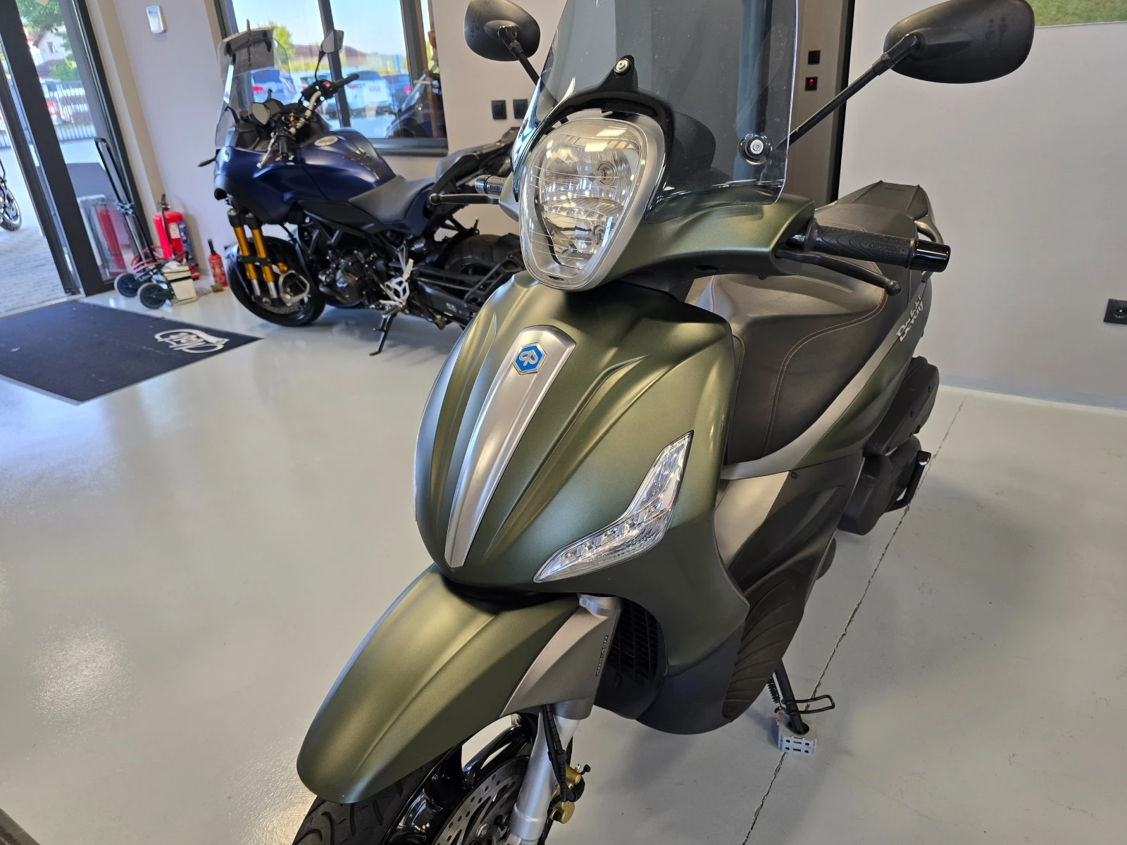 Piaggio Beverly 350ie, ABS-ASR, 2018г. - изображение 7