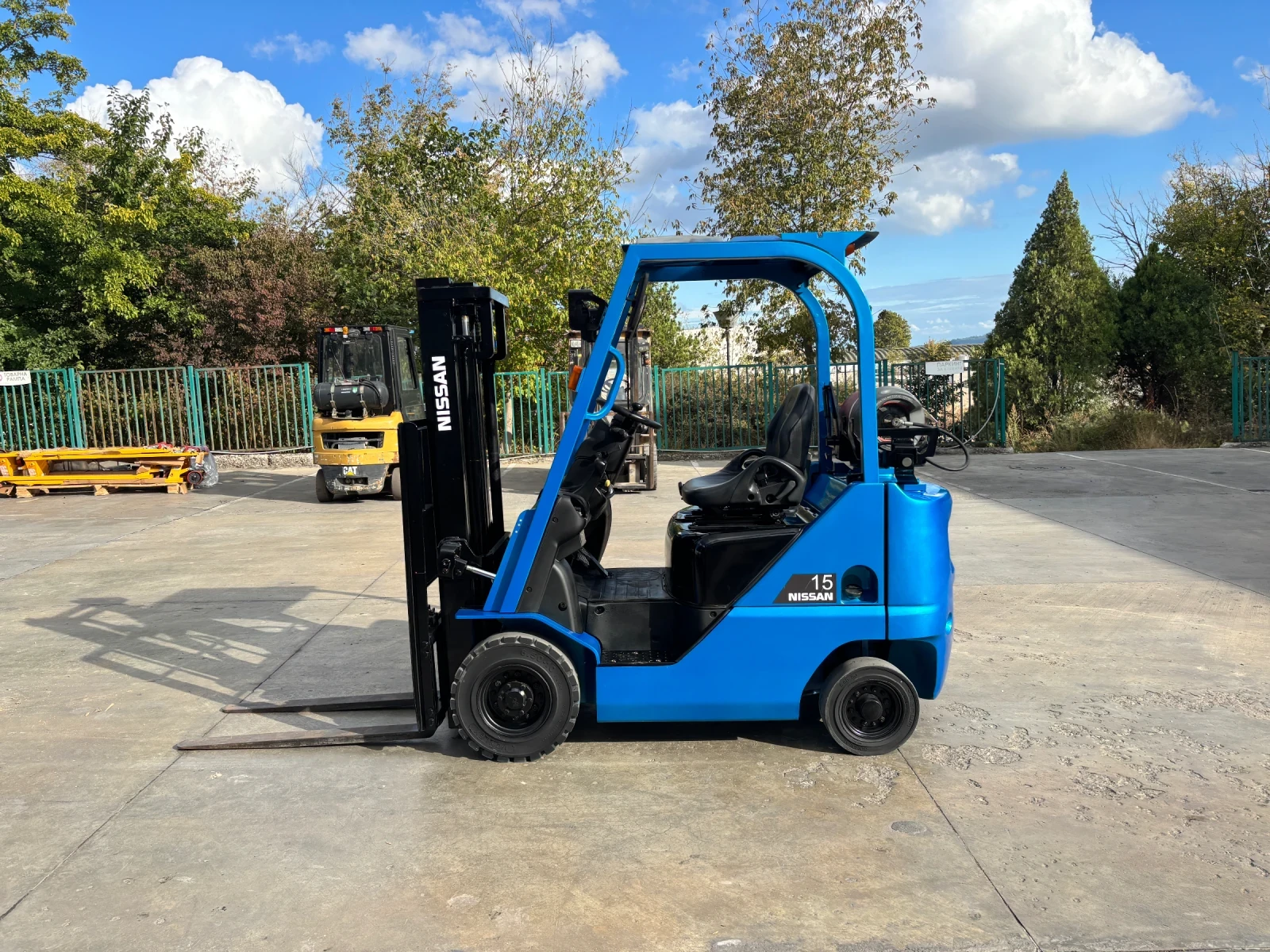  Nissan  ,  | Mobile.bg   2