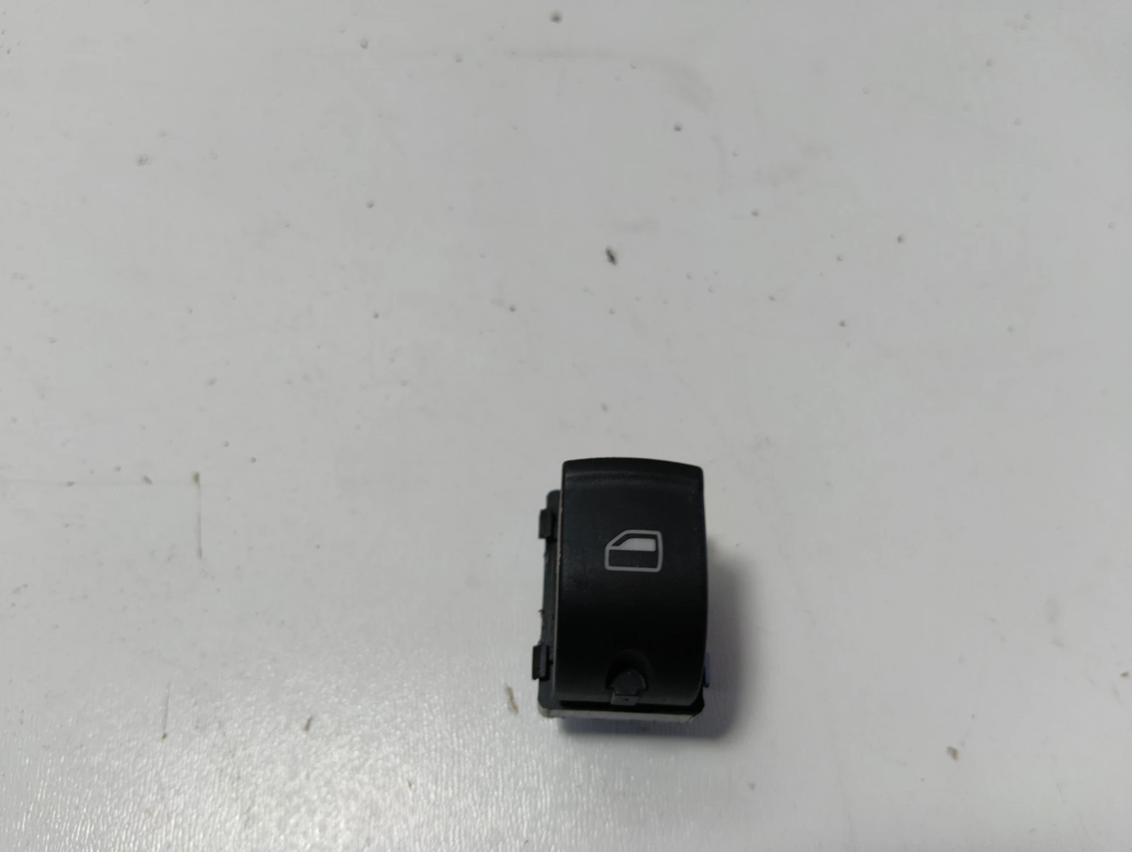копче ел. стъкла 4F0959855A Audi A3