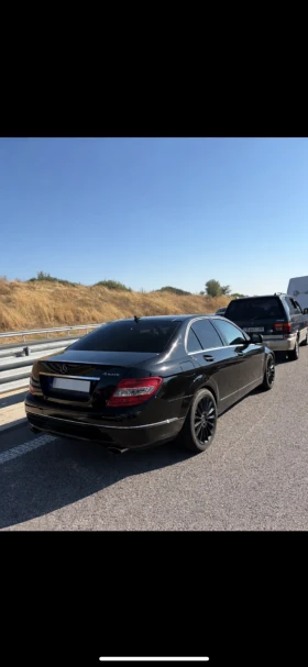 Mercedes-Benz C 320, снимка 3