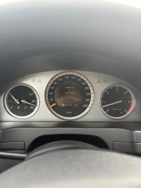 Mercedes-Benz C 320, снимка 10