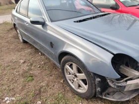 Mercedes-Benz E 320, снимка 6