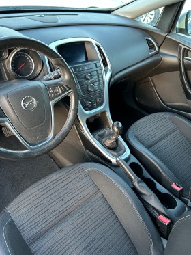 Opel Astra 1.4 COSMO LPG, снимка 12