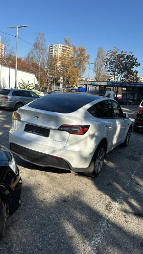 Tesla Model Y Long Range Dual Motor 4x4, снимка 3