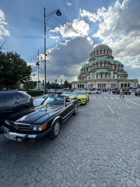 Mercedes-Benz SL SL560 ORIGINAL ОБСЛУЖЕН АВТОКАСКО ЗА КОЛЕКЦИЯ | Auto.bg — изображение 10